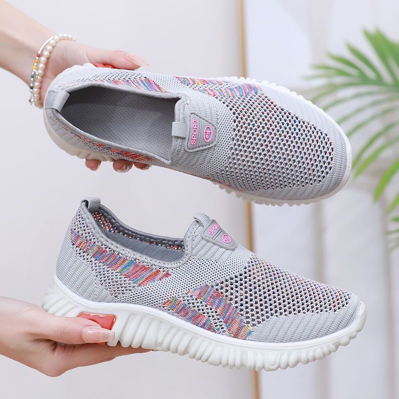Old Beijing Cloth Shoes Women's Stylish Mom Shoes Summer Soft Bottom Breathable Comfortable Women's Shoes Middle-Aged and Elderly Casual Walking Shoes