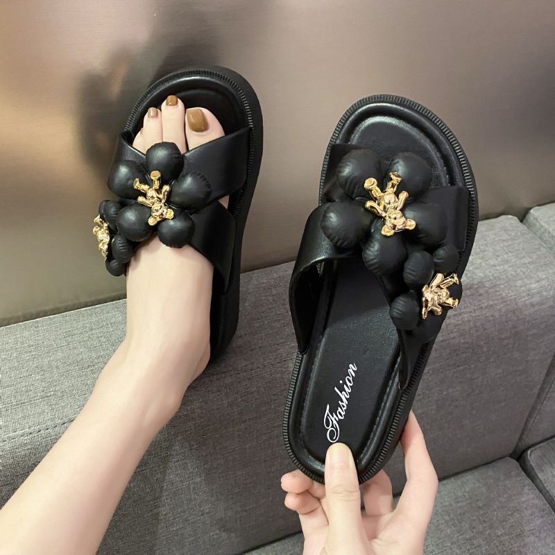 2023 New Bear Platform Sandals for Women Summer Wear Stylish Beach Soft Internet Hot Slippers Women