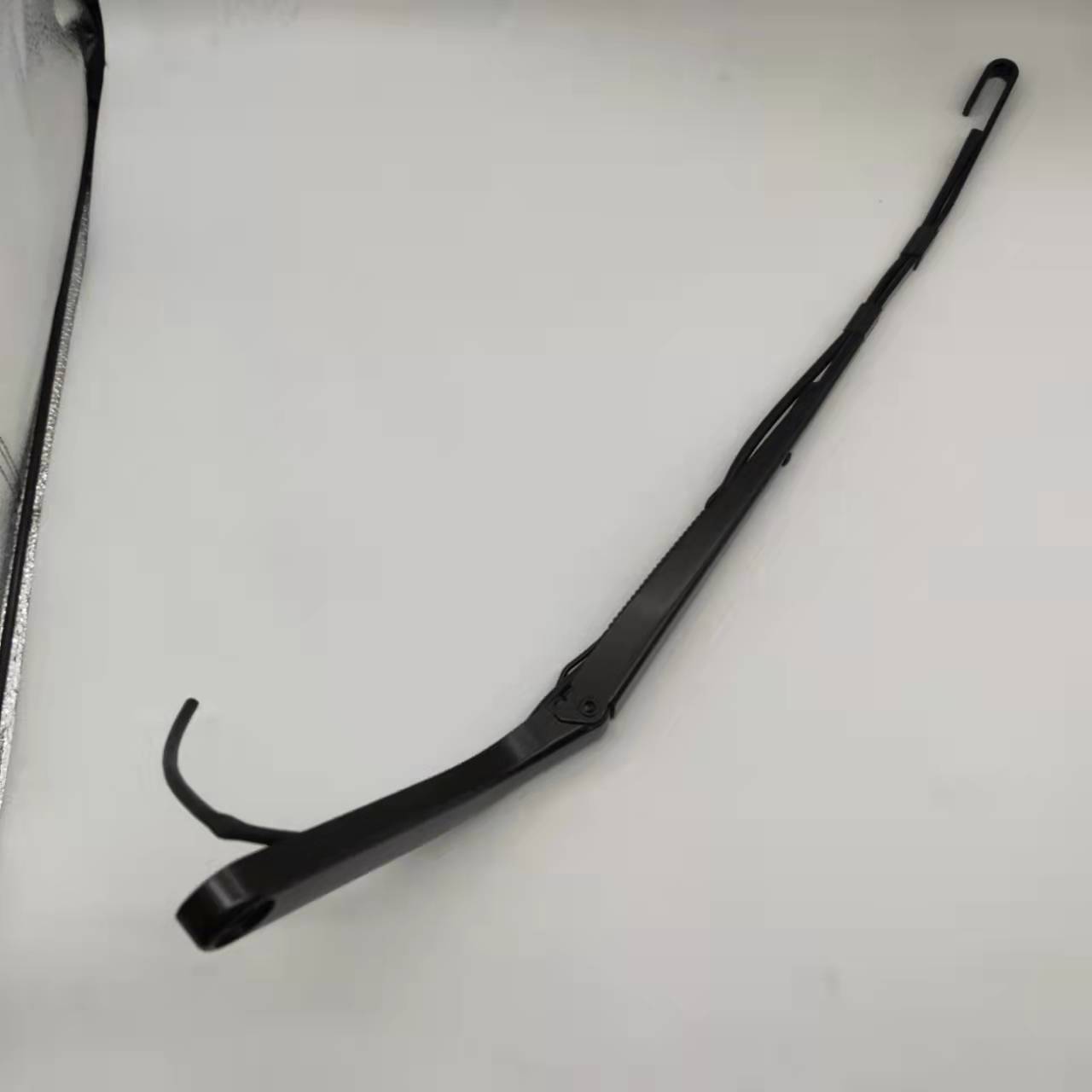 多功能适用货车卡车雨刮器 雨刮器 欧系卡车配件 雨刷片 2372728r