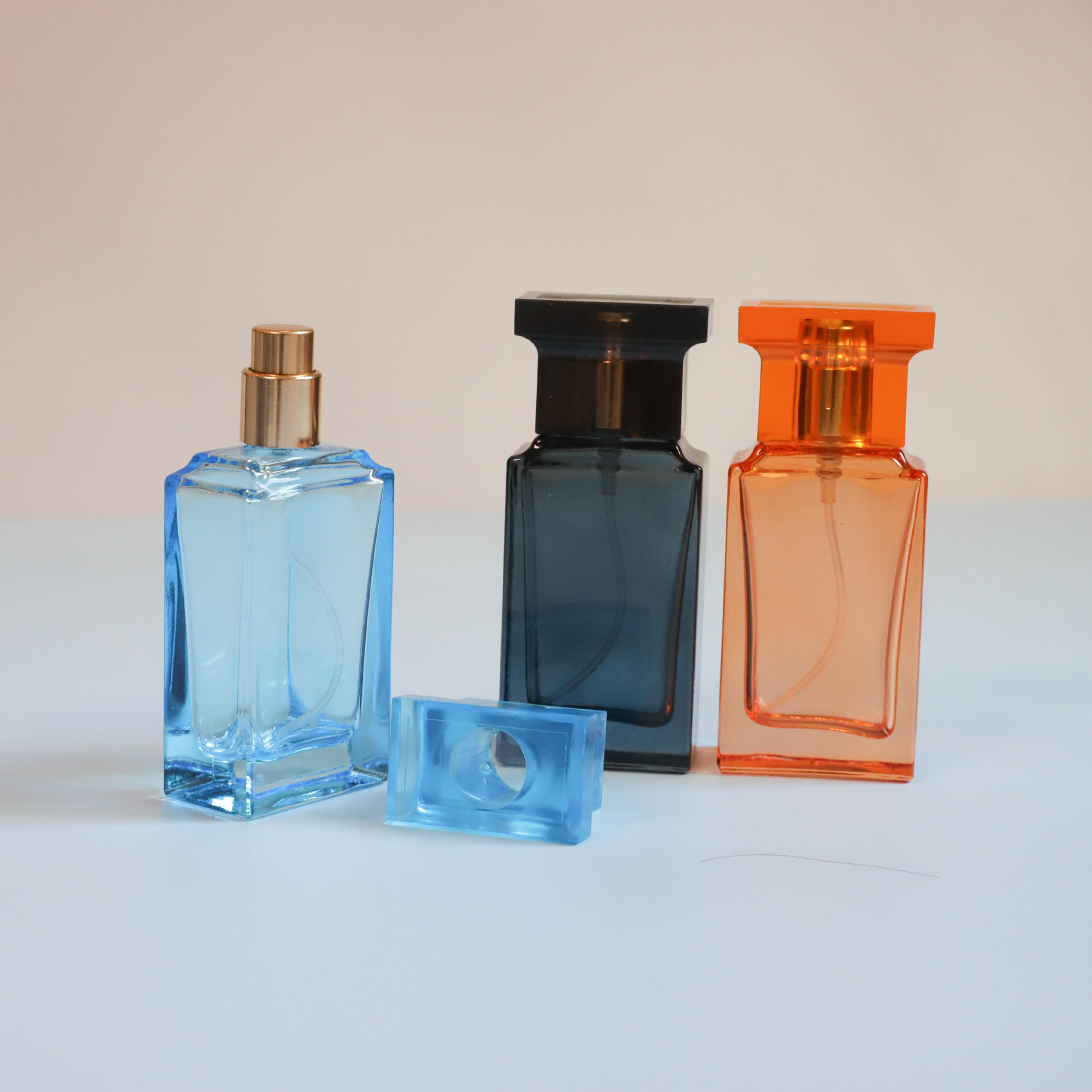 30ml高端香水瓶便携式精致香水分装瓶化妆品喷雾瓶玻璃空瓶