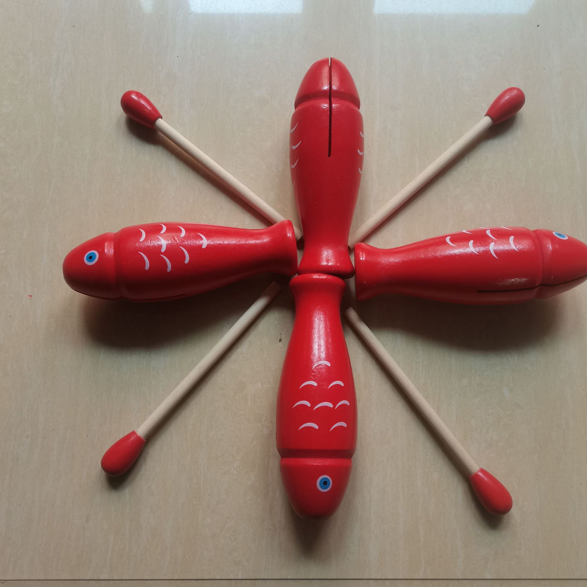 红色鱼形木鱼 幼儿打击乐器音乐教具鱼梆子木鱼玩具