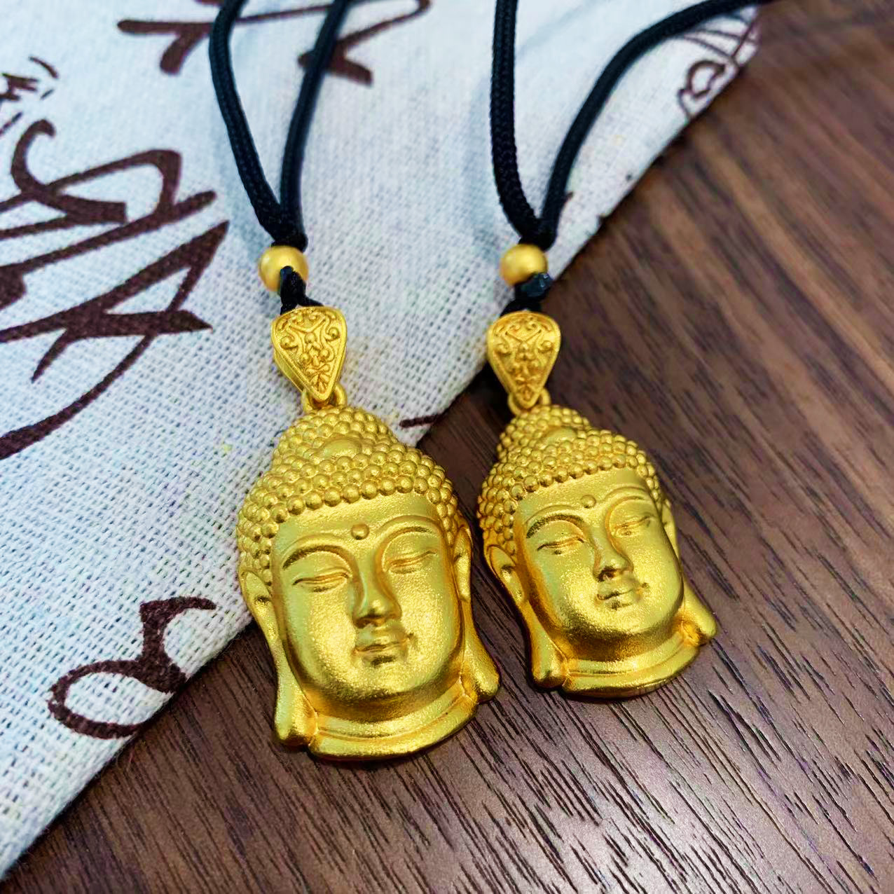 抖音同款越南沙金佛头吊坠编绳项链女国潮风久不掉色佛小众毛衣链
