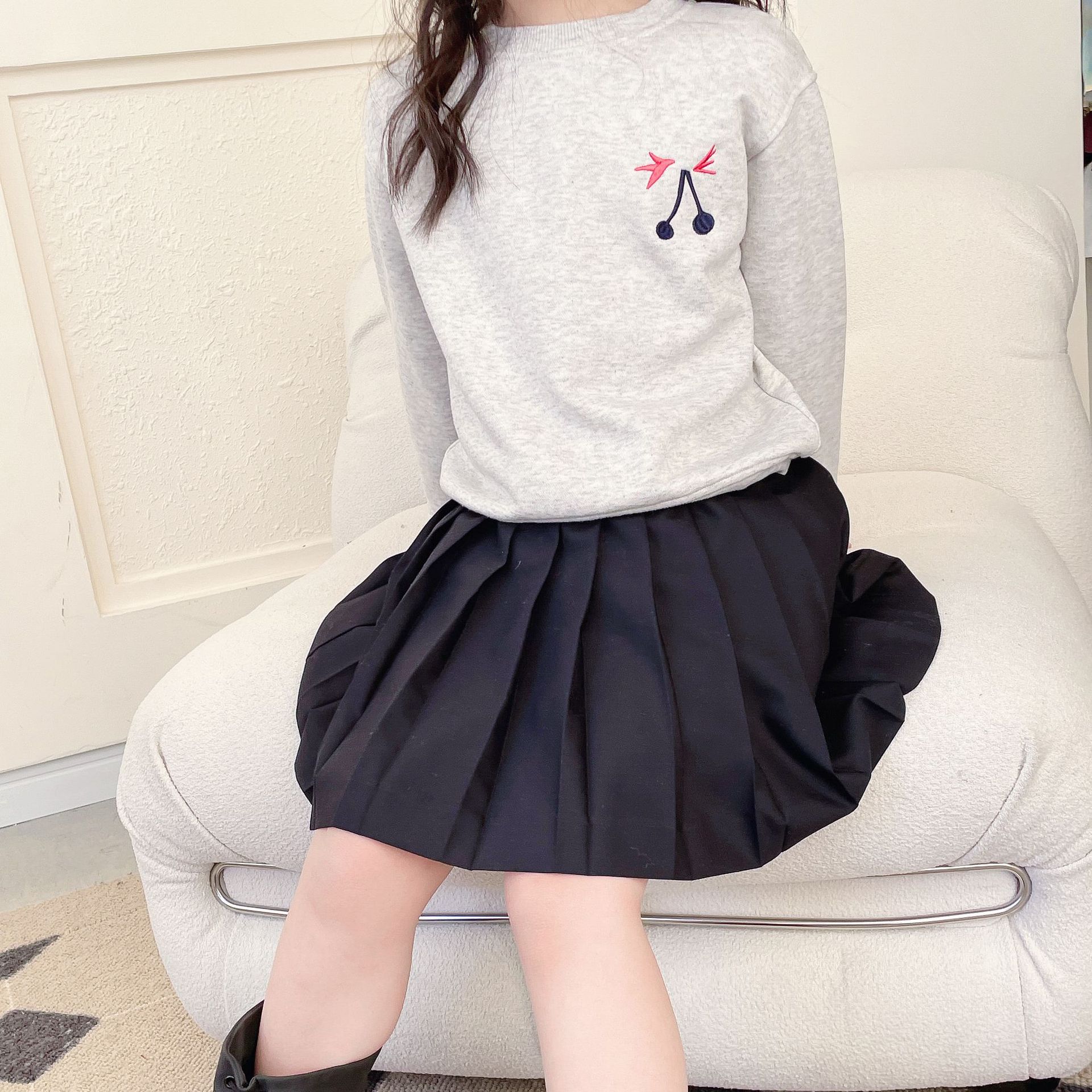 2022春夏新品女童黑色百褶裙学院风短裙儿童半身裙百搭裙子