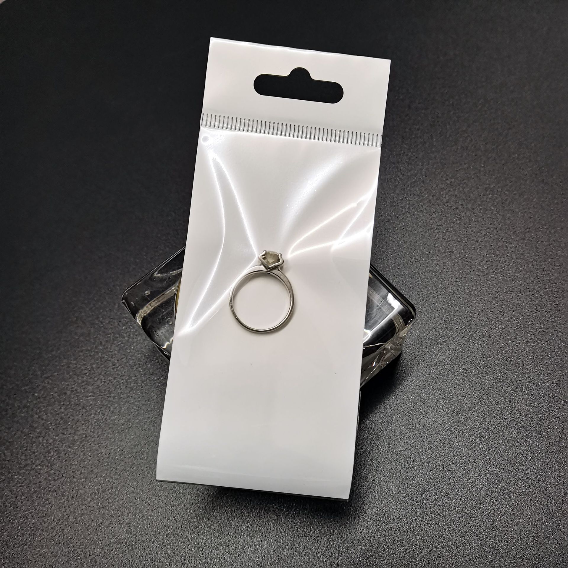 opp袋全白底包装袋珠光膜卡头袋挂孔袋 一面白一面透明自粘袋定制