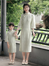 2024亲子装新款旗袍修身女童改良蕾丝中国风母女装演出服文艺日常