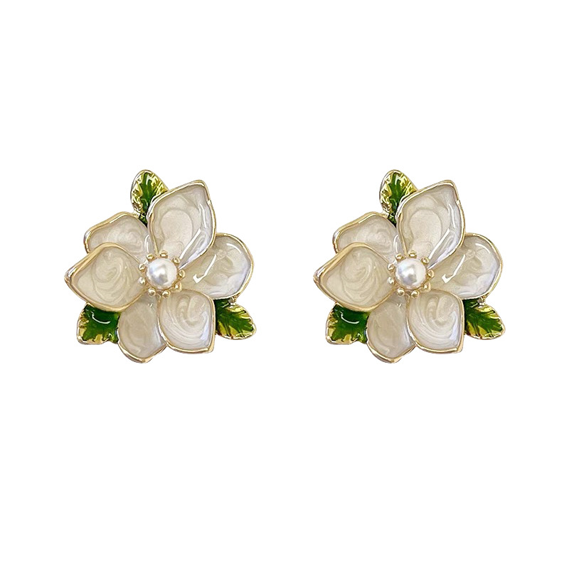 Green Ear Studs Sweet Girl Earrings 2023 New Early Spring Minority Simple 925 Sterling Silver Earrings Wholesale