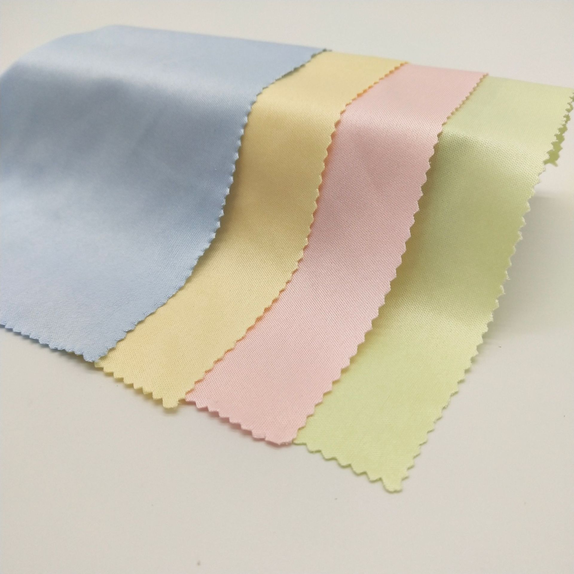 厂家批发定制海岛丝眼镜布 麂皮绒手机珠宝清洁布 四色仿皮眼镜布