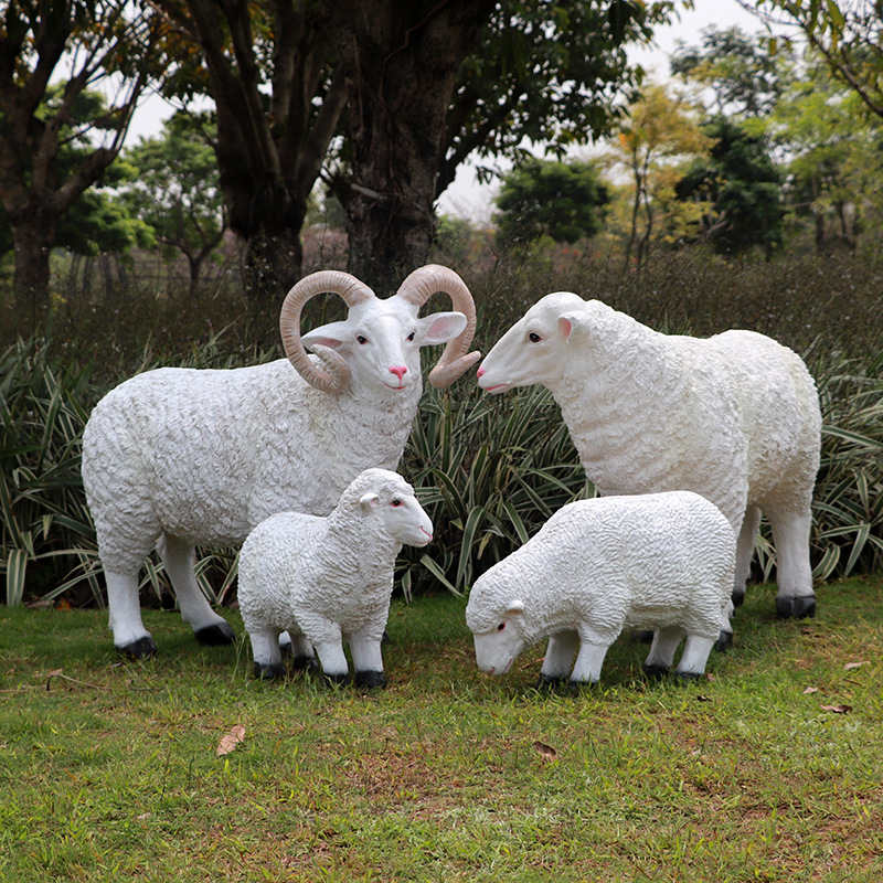 户外仿真动物绵羊道具景观玻璃钢雕塑假羊模型草地花园装饰大摆件
