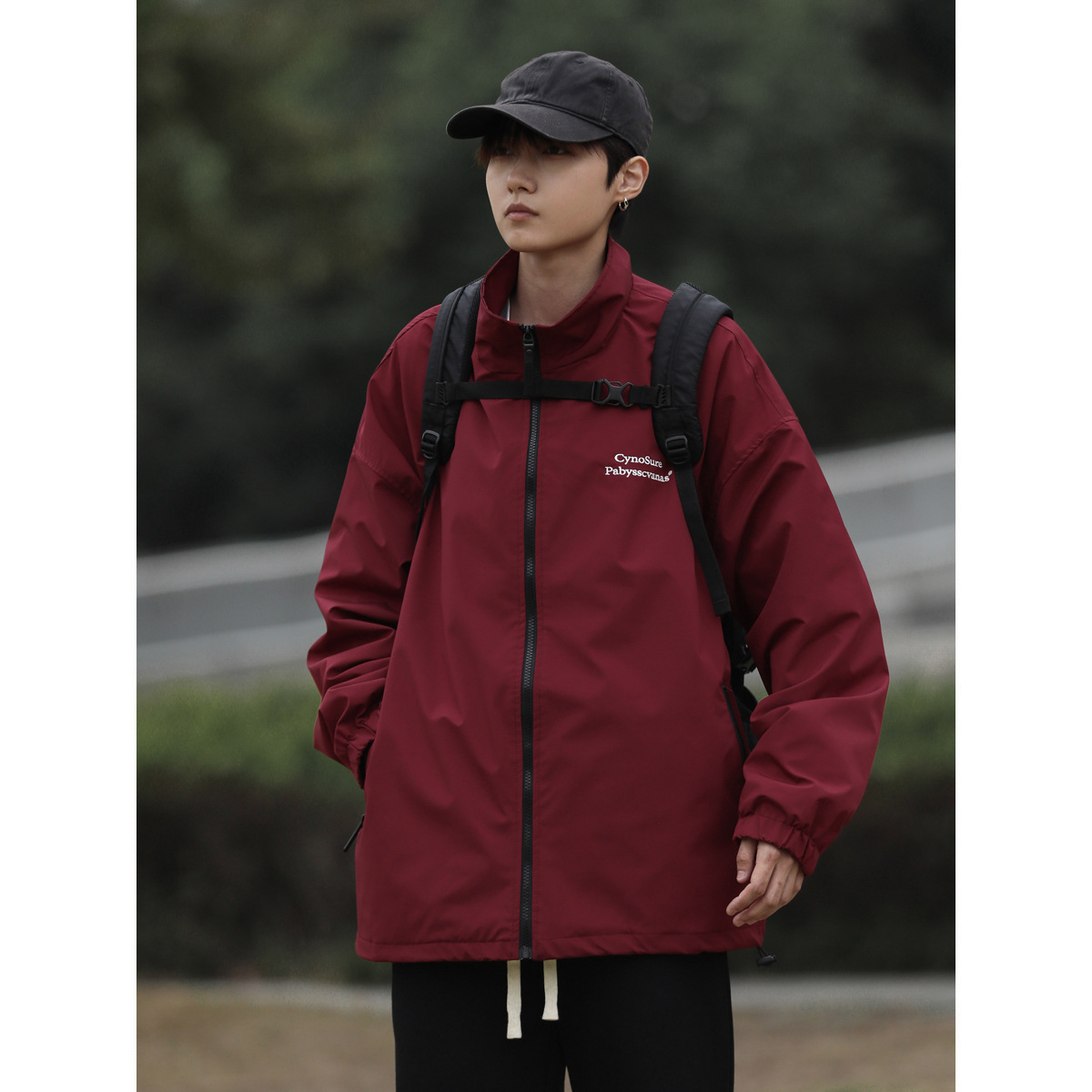 美式潮流小字母刺绣立领夹克外套情侣宽松潮流户外酒红色冲锋衣男