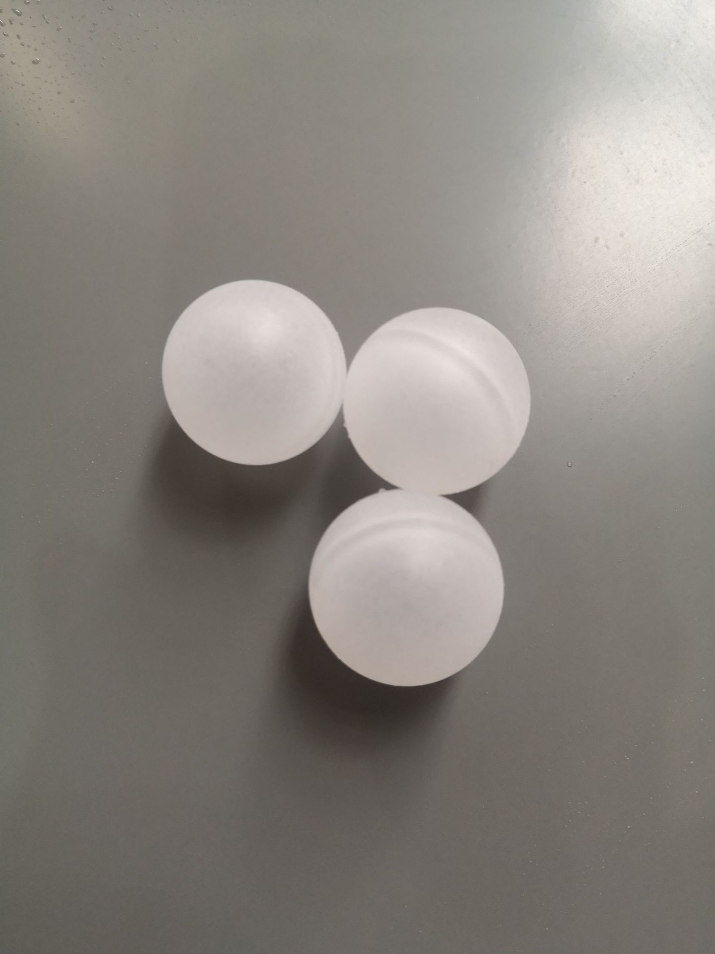 批发   定  制塑料走珠球 化妆瓶用滚珠球 圆形塑料空心球  支持