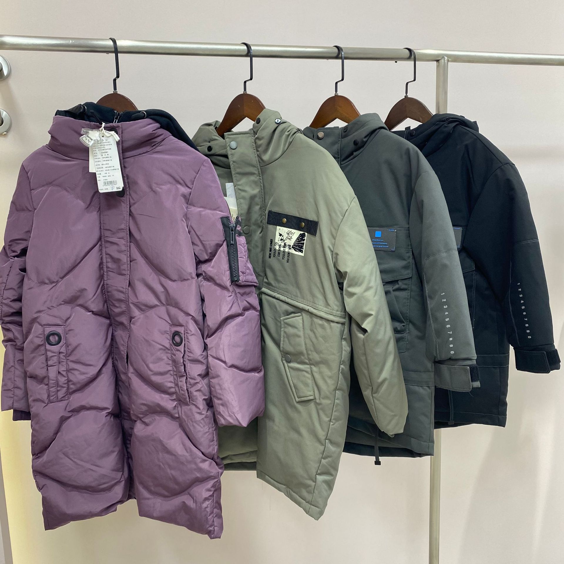 品牌折扣羽绒服童装工厂批发韩版男童女童羽绒服地摊直播一手货源