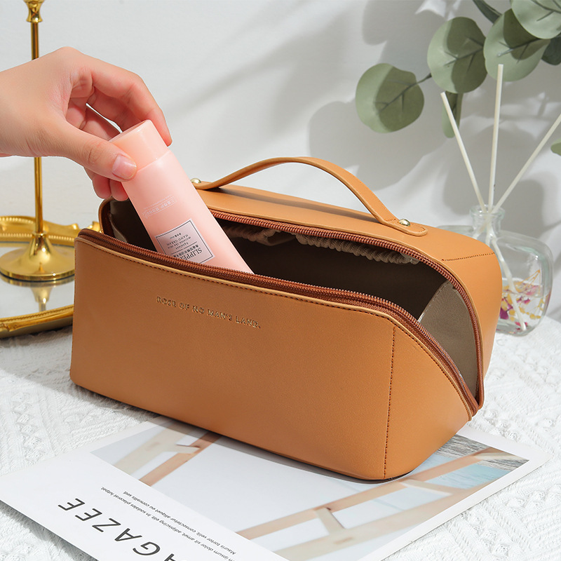 Cosmetic Bag Women's Large Capacity Portable Ins High Sense Internet Celebrity 2023 New Super Popular Travel Products Wash Bag
