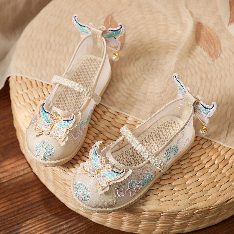 Children's Shoes Embroidered with Butterfly Embroidery Shoes
