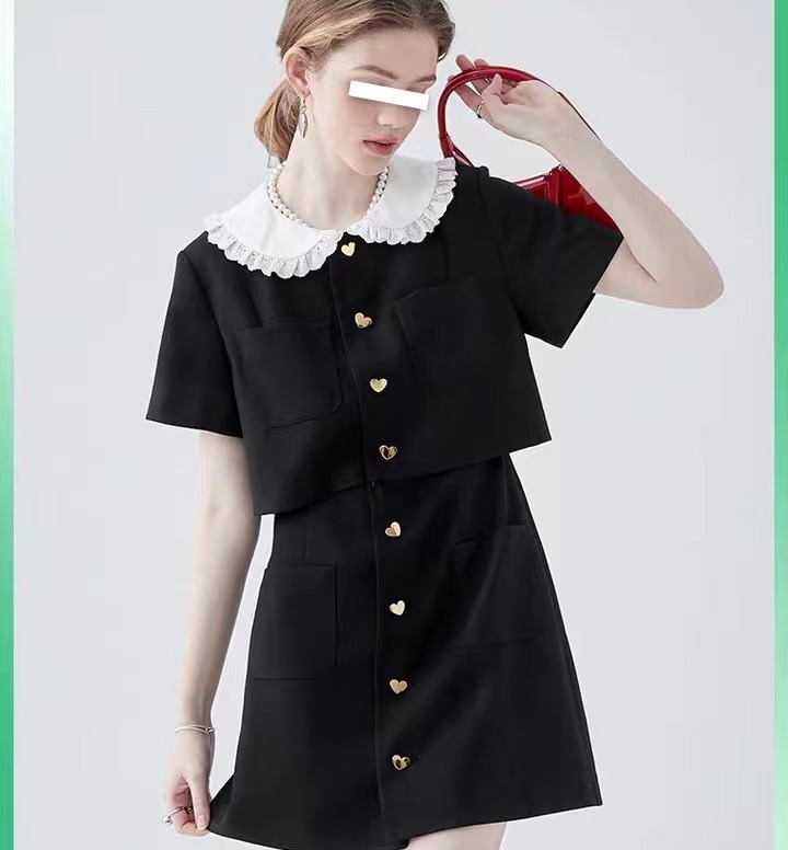 vega chang假两件黑色裙子女夏娃娃领法式小众收腰显瘦气质连衣裙