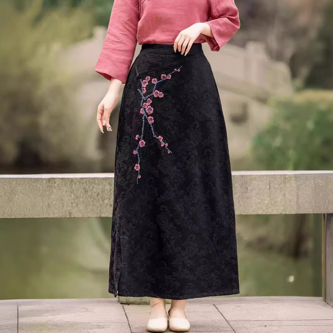 2024春季新款文艺复古棉麻提花半身裙刺绣中国风显瘦口袋中长裙女