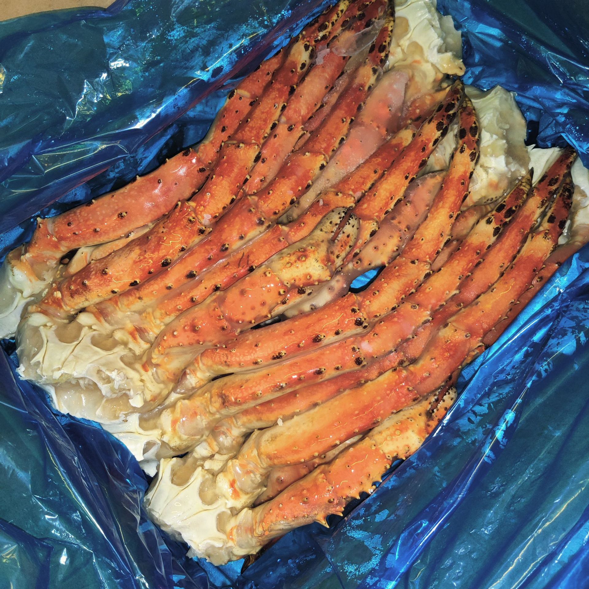 帝王蟹腿熟冻 蟹脚10公斤7成货新鲜速冻海鲜酒店用蟹脚肉-阿里巴巴