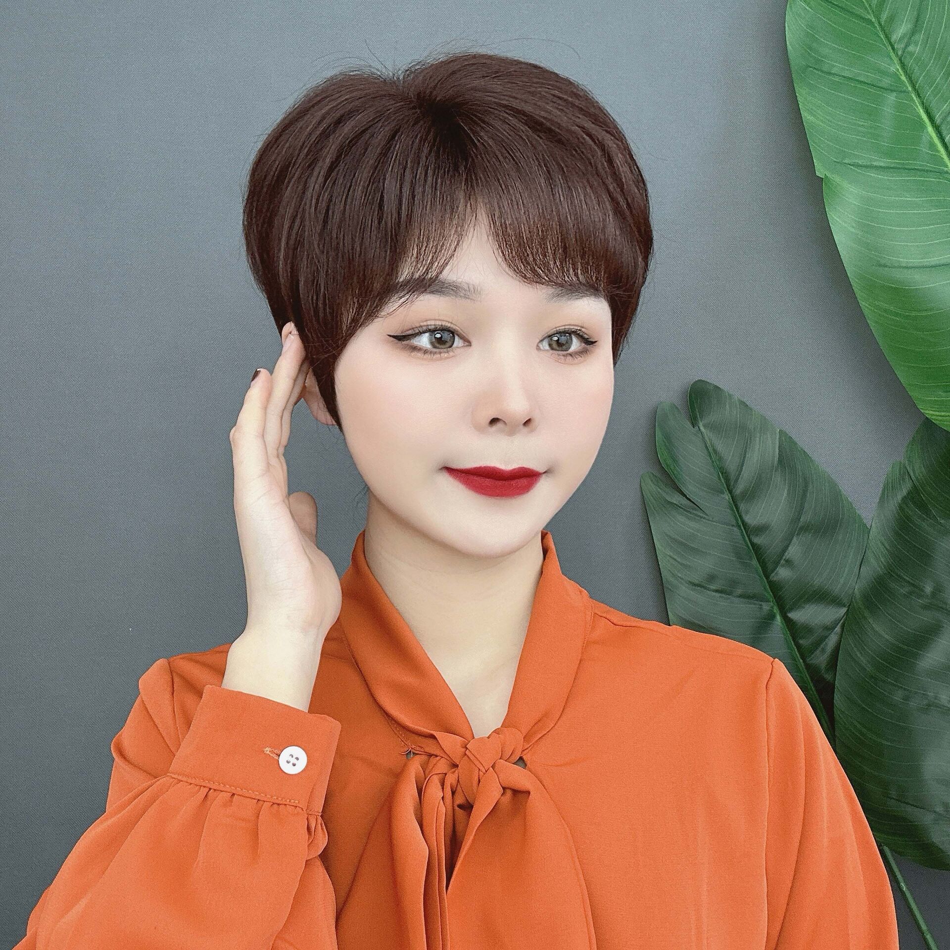 女中老年假发三七分短发蓬松自然手织分缝真发发丝假发套透气轻薄