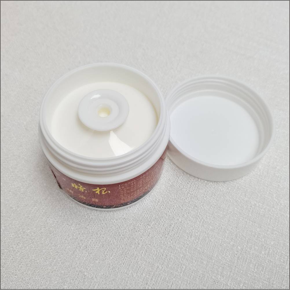 台湾更一堂一条根精油膏50g