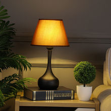 北欧现代简约台灯感应台灯台风卧室可调光触摸式床头灯
