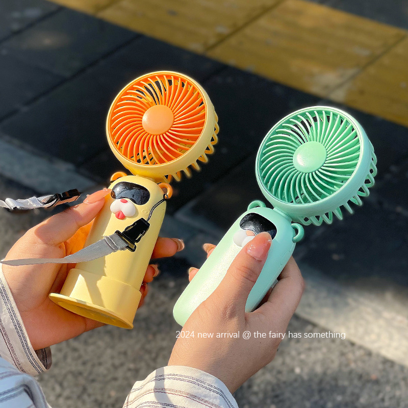 新款便携静音迷你风扇户外手持usb充电风扇桌面宿舍风扇儿童礼物