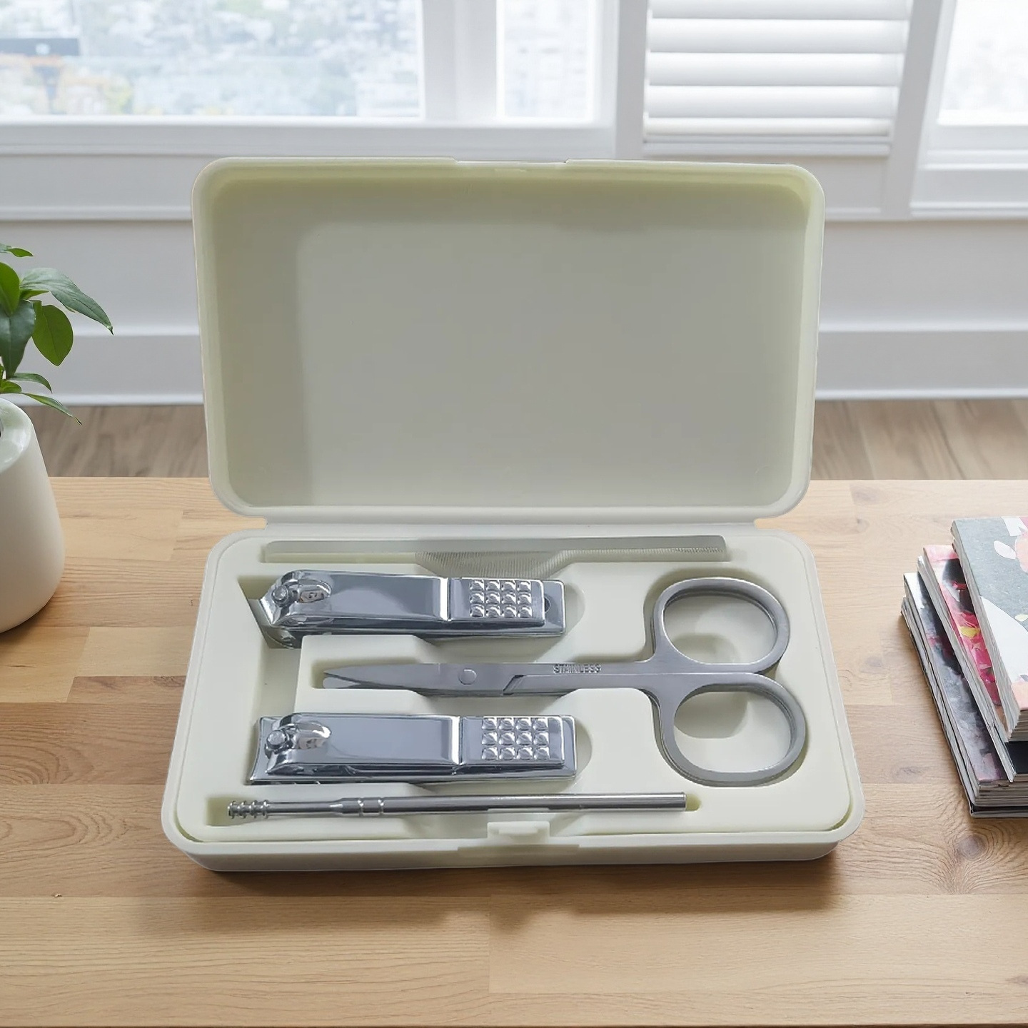 跨境防飞溅指甲刀套装指甲剪套盒凹槽设计便携指甲钳修甲护理工具