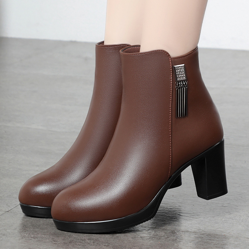 秋冬季女靴新款短靴中跟高跟单靴妈妈羊毛棉鞋粗跟加绒马丁靴棉靴