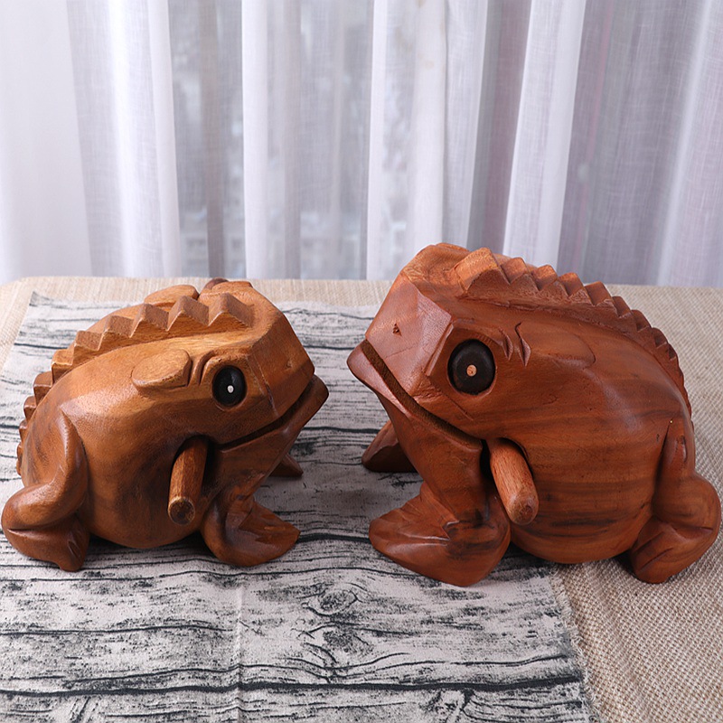 泰国木制雕刻蟾蜍木艺礼品木鱼景区旅游纪念发声木制青蛙摆件大号