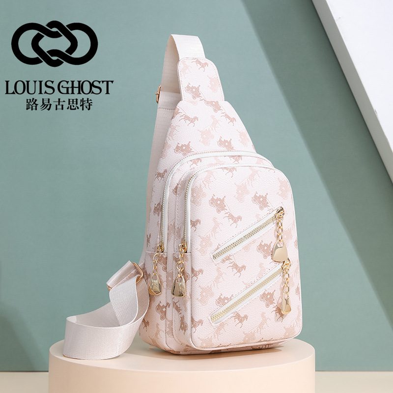 胸包女2024新款时尚百搭单肩斜挎包女士胸前包软皮户外旅游小背包