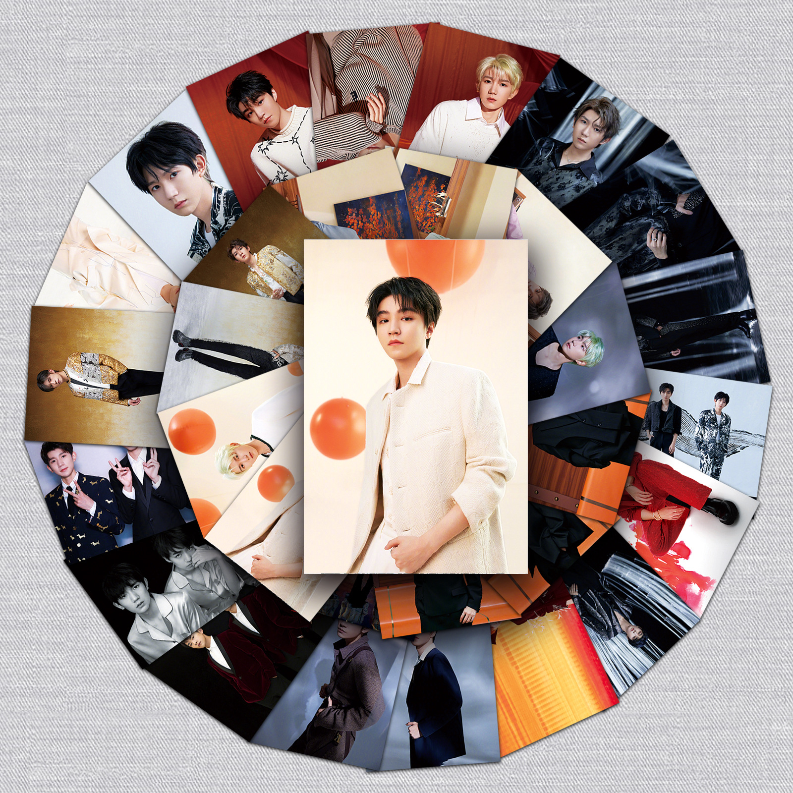 50张tfboys涂鸦贴纸易烊千玺王俊凯王源贴纸装饰笔记本行李箱贴纸