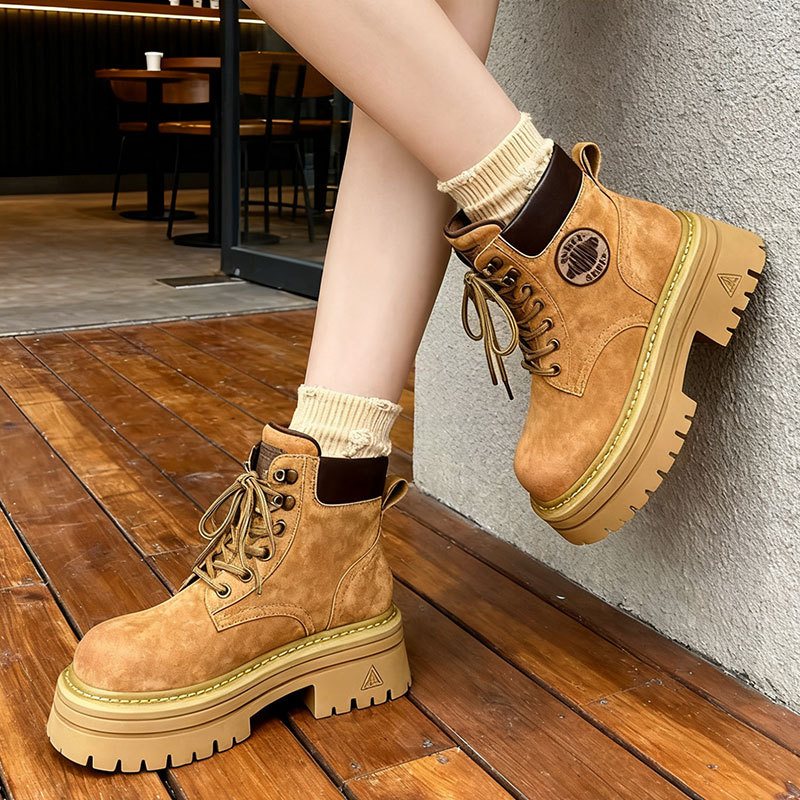 大黄靴春秋季小个子厚底四季短靴女款2025年新款英伦风增高马丁靴