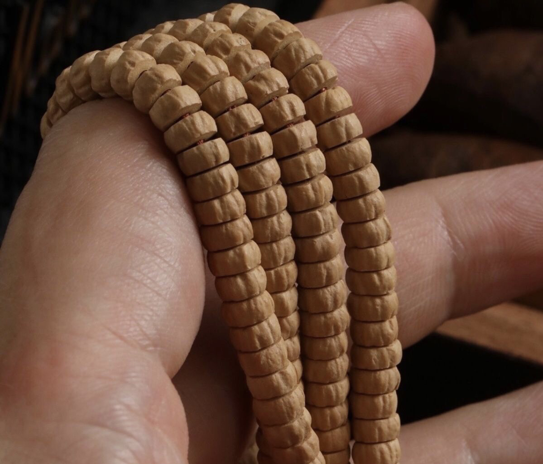 正品西藏热振百香籽药片手串菩提原皮原色柏香籽顺纹佛珠108颗文