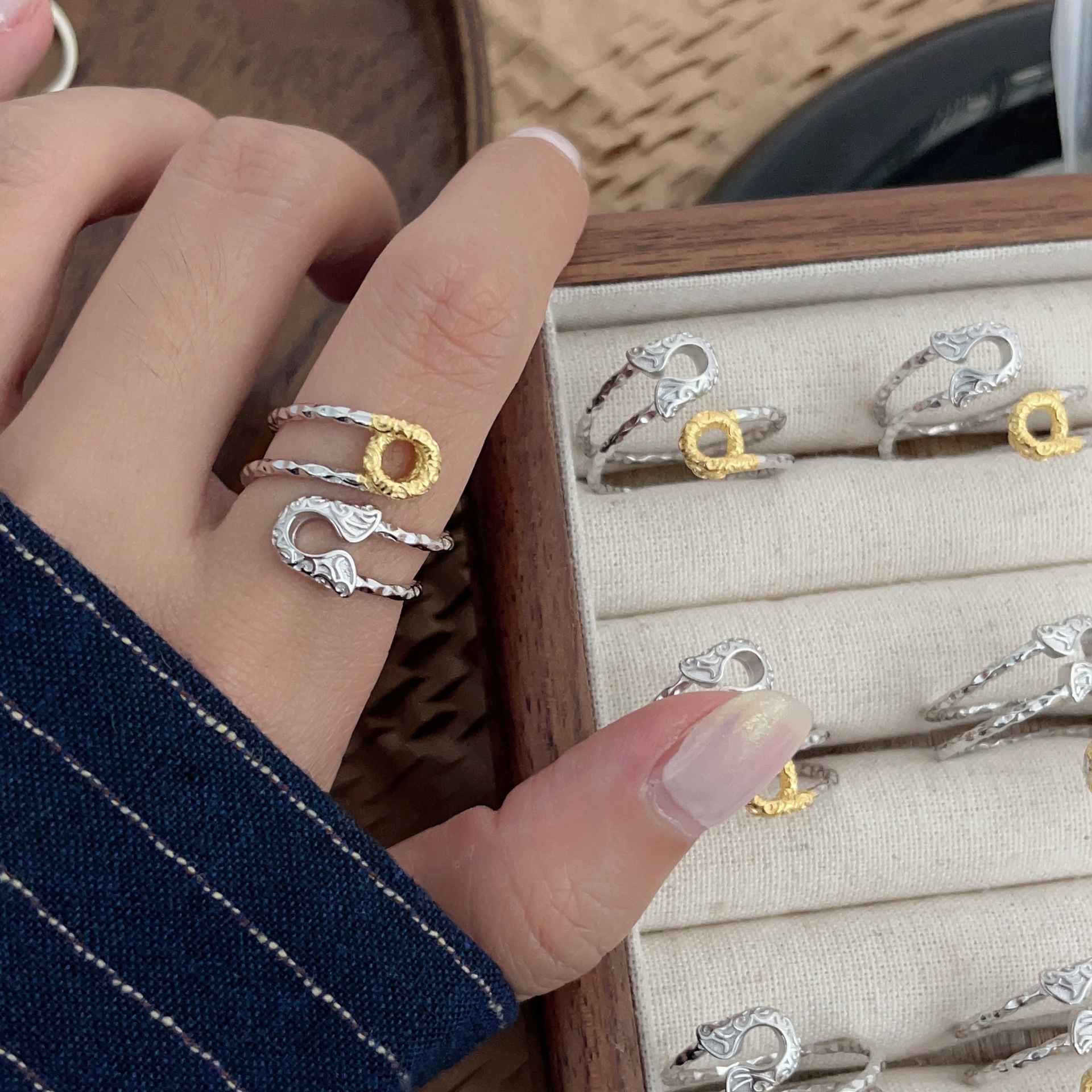 s925纯银金银撞色唐草纹浮雕回形针开口戒指轻奢国潮冷淡风rby402