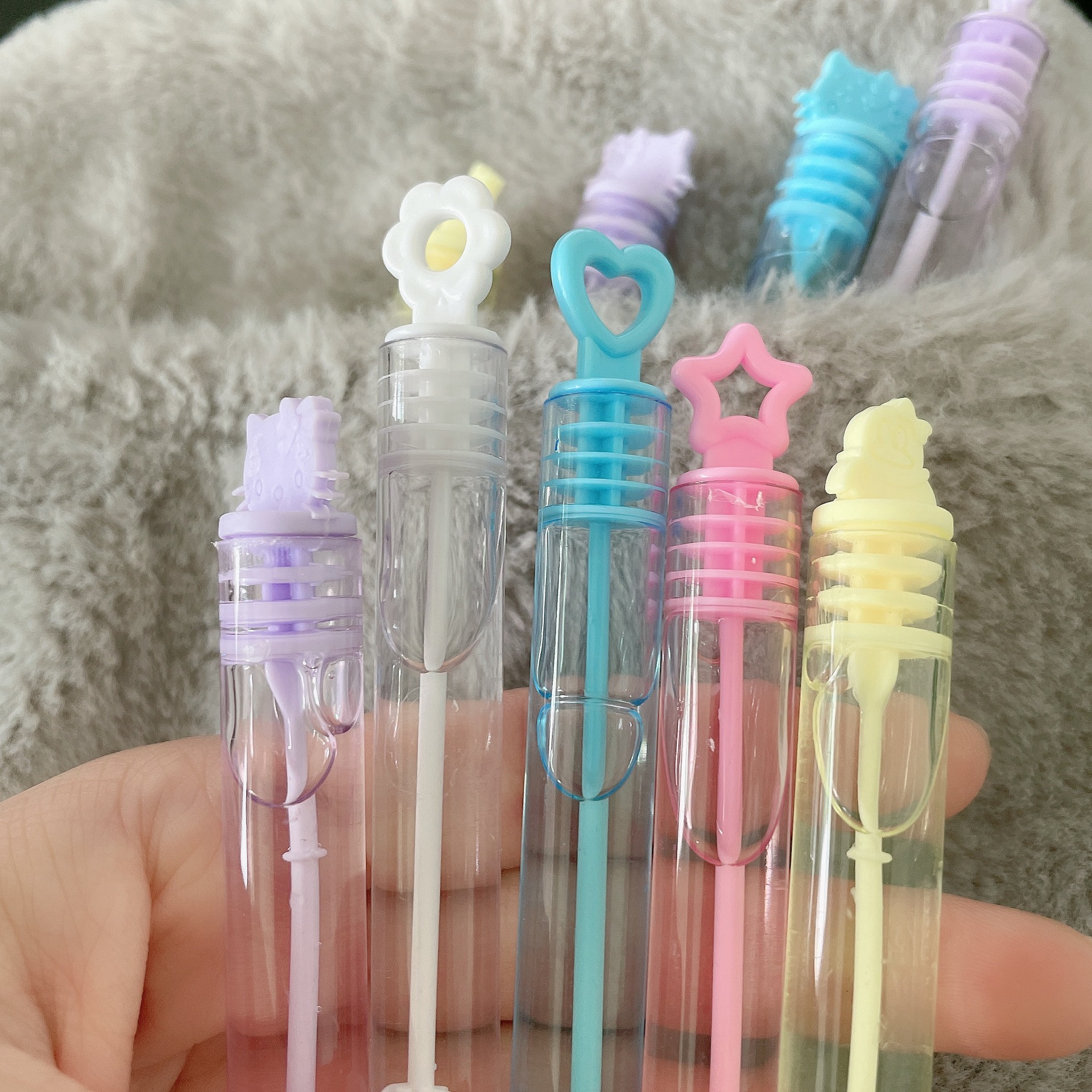 Unbreakable Bubble Wand Small Bottle Bubble Water Children's Cartoon Toy Bubble Machine Girl's Heart Is Not Easy to Break Bubble Plastic