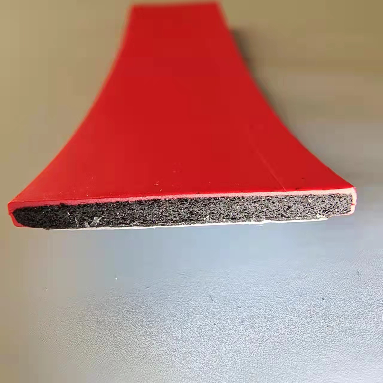 厂家直供家室配件自粘防火封边条pvc材质隔音橱柜门木门保护条