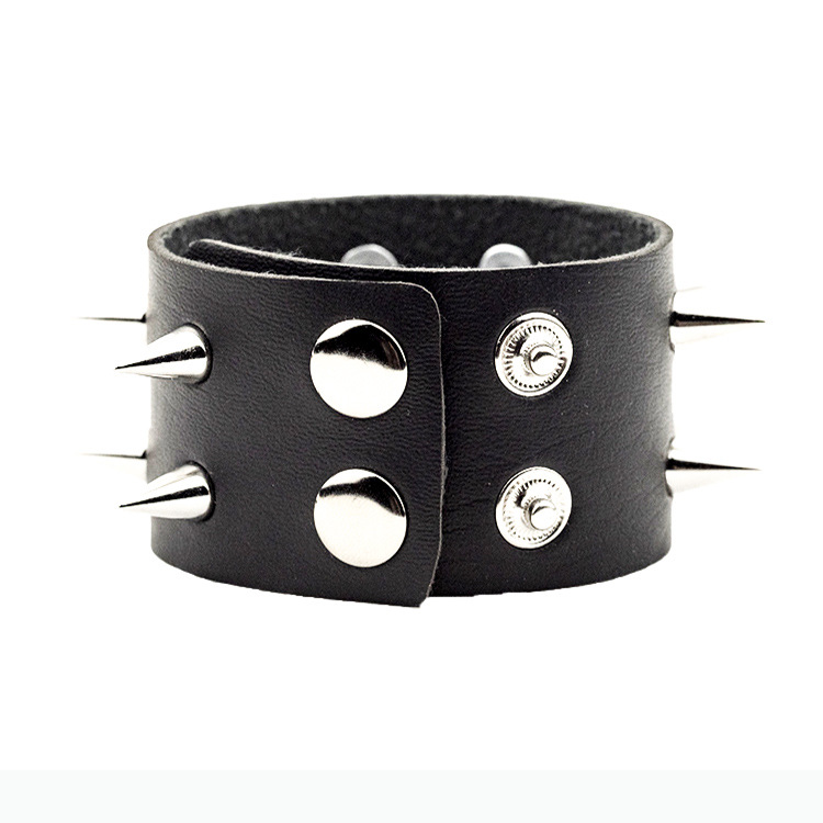 European and American Personalized Exaggerated Bracelet Punk Double Row Tapered Pointed Leather Bracelet Nightclub Non-Mainstream Leather Ornament