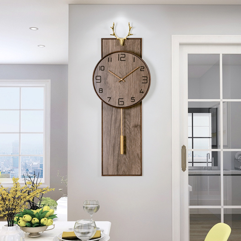 北欧实木挂钟创意餐厅客厅时尚家用钟饰现代简约大气装饰钟表挂墙