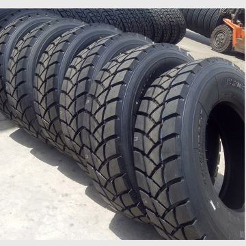 厂家供应轻卡载重货车块花纹轮胎825r16全钢丝加厚汽车轮胎