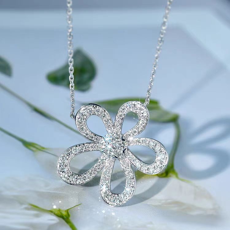 pt950铂金格桑花吊坠莫桑钻项链五花满钻太阳花白金四叶草项链