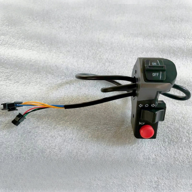 电动车喇叭转向灯开关按钮三轮车摩托车三合一开关摩托车点火开关