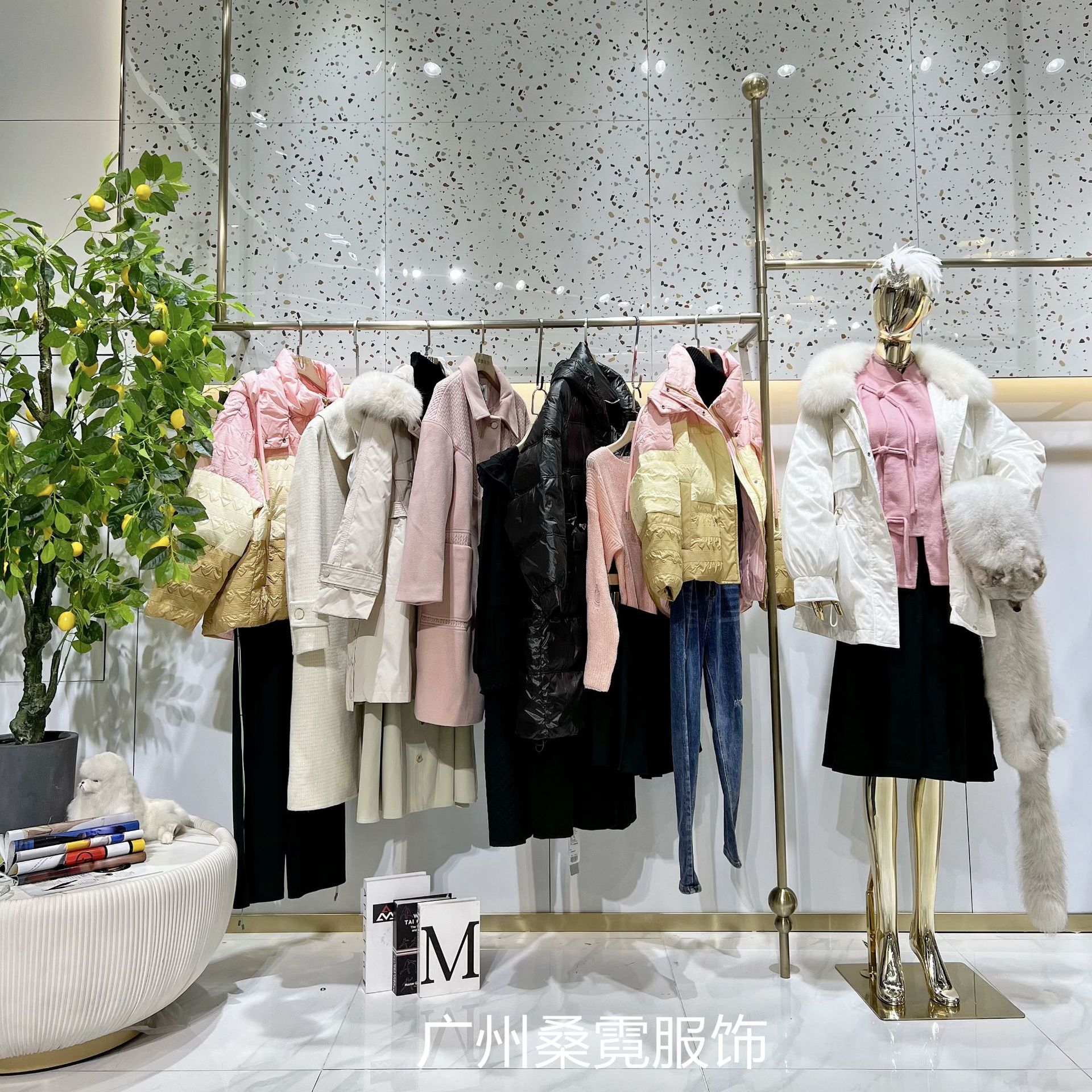 杭州一线卡拉贝斯冬专柜品牌折扣女装批发走份直播实体档口货源