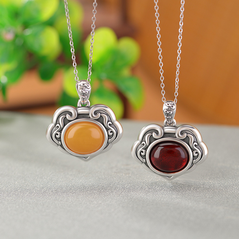 壹鹿银s999足银蜜蜡血珀复古做旧国潮吉祥花纹如意吊坠民族风挂坠