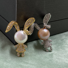 淡水珍珠可爱兔子造型领针小动物胸针小清新别针多种带法可做吊坠