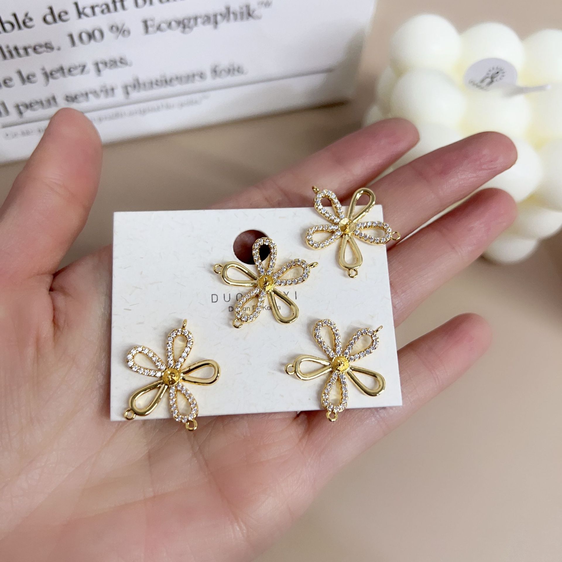 DIY Three Hanging Small Flower Inlaid Zircon Accessories Pearl Empty Todo Hanging Accessories Bracelet Necklace Accessories