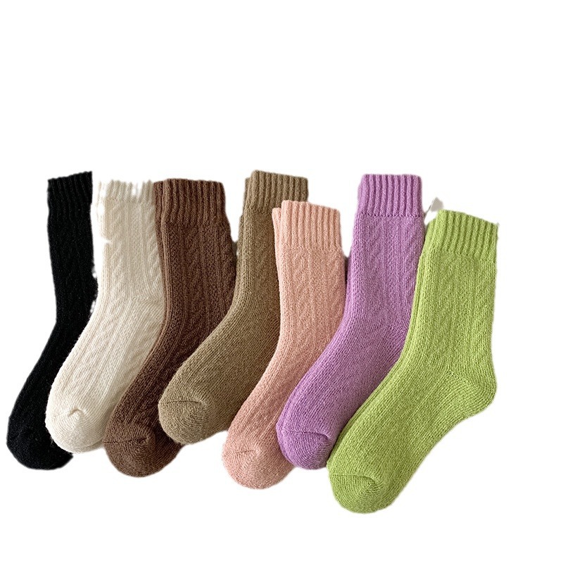 Women's Socks Autumn and Winter Thickened Fleece-lined Tube Socks Wool Cashmere Warm High-Top Winter Twist Cotton Socks Long Socks