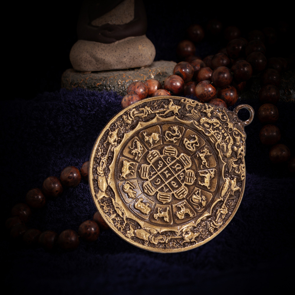 九宫八卦牌西藏传纯铜佛教用品十二生肖本命年佛牌项链吊坠女男