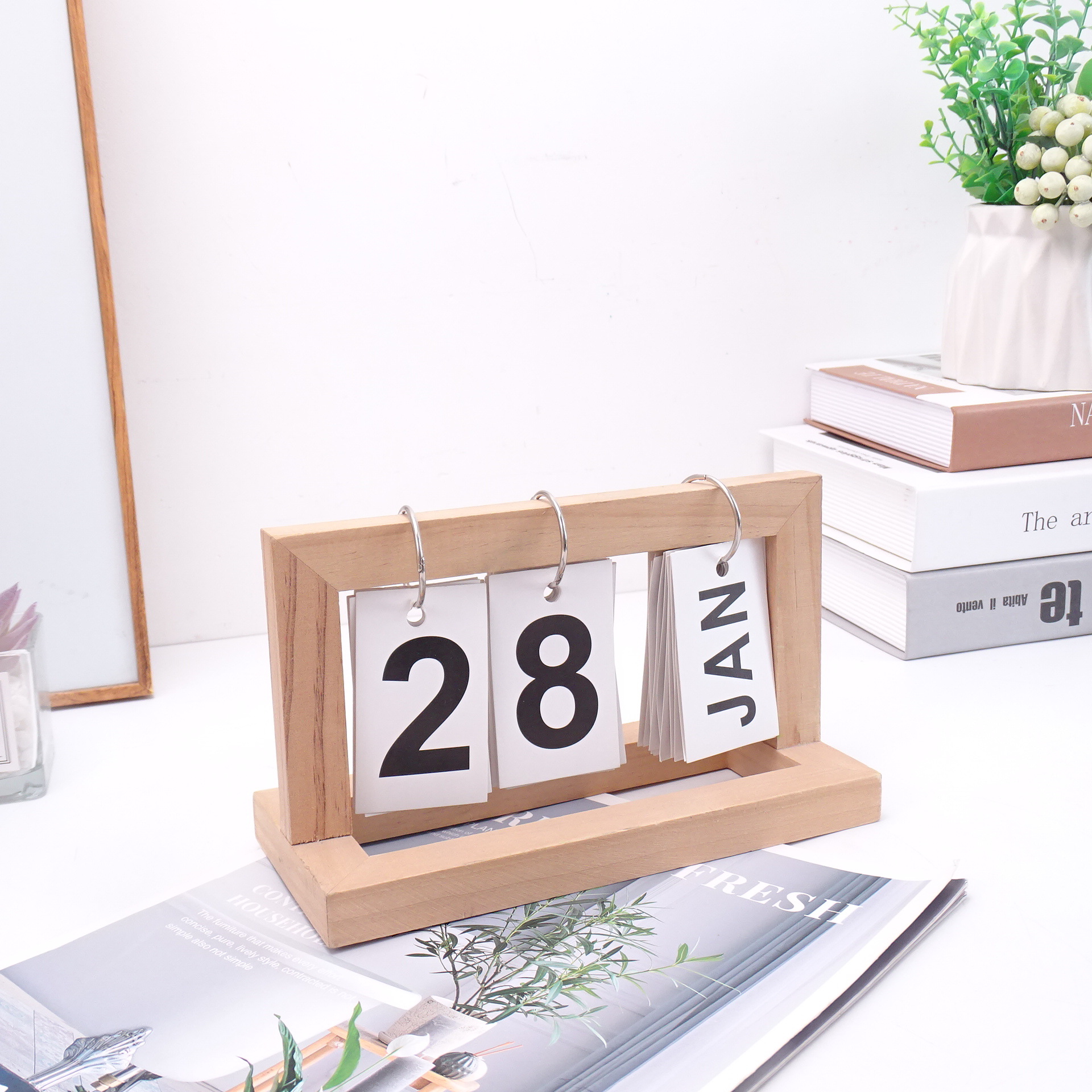 木制翻页日历架家居桌面工艺品装饰办公桌台历木摆件手翻万年历架