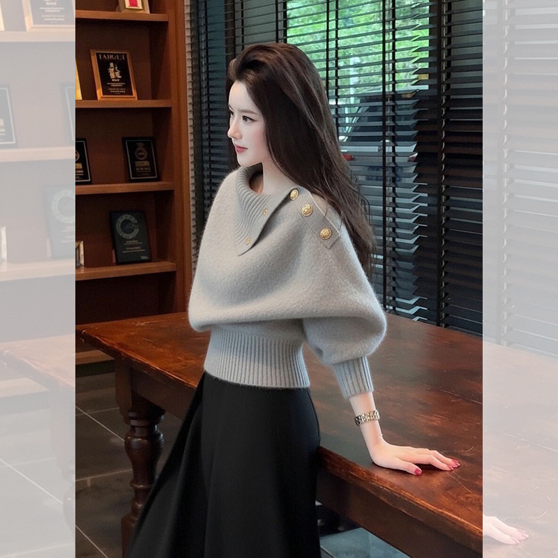 新款斜肩轻奢秋冬时尚跨境气质高知穿搭氛围感2025棕色针织上衣厚