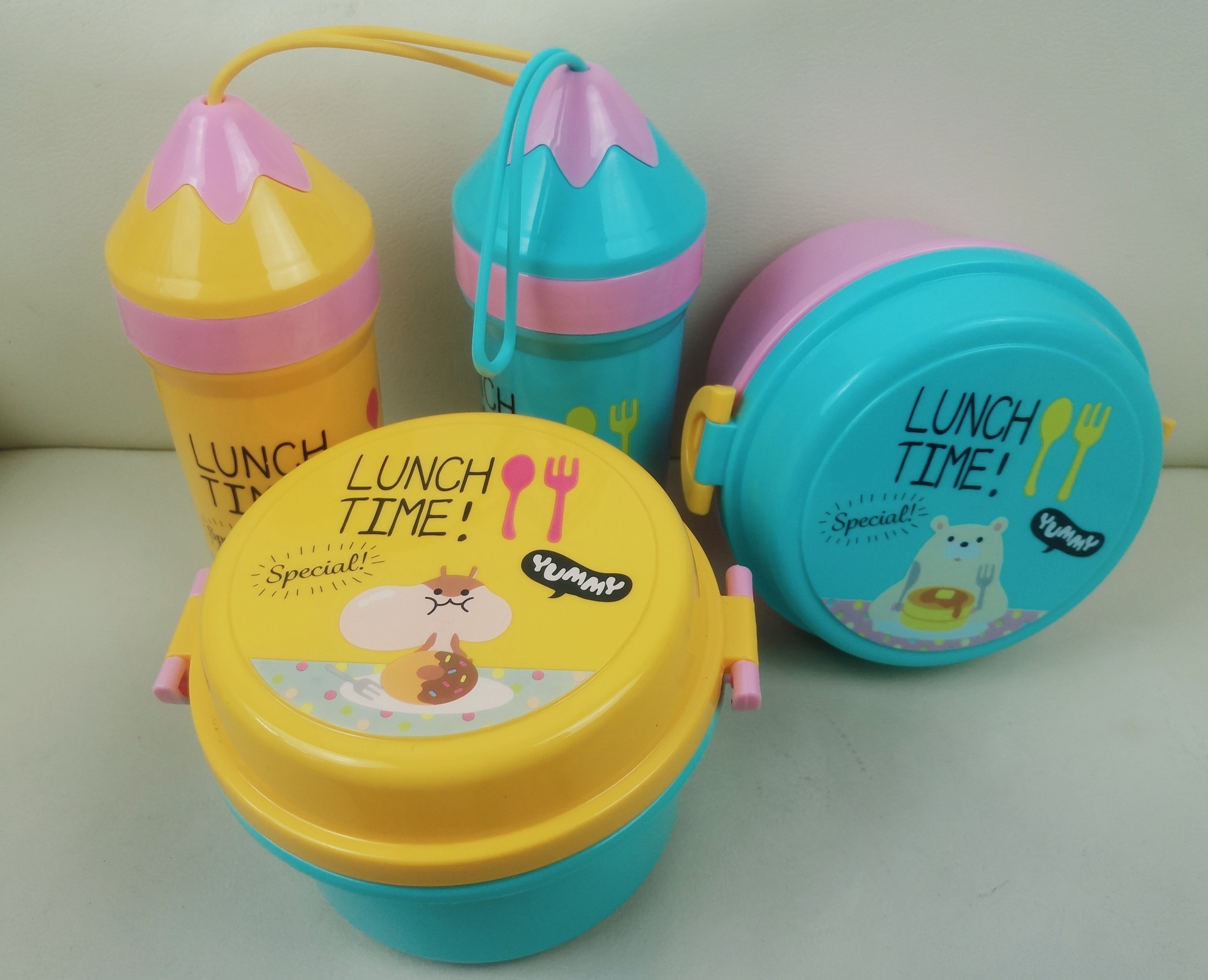 Children's Plastic Lunch Box + Kettle Set