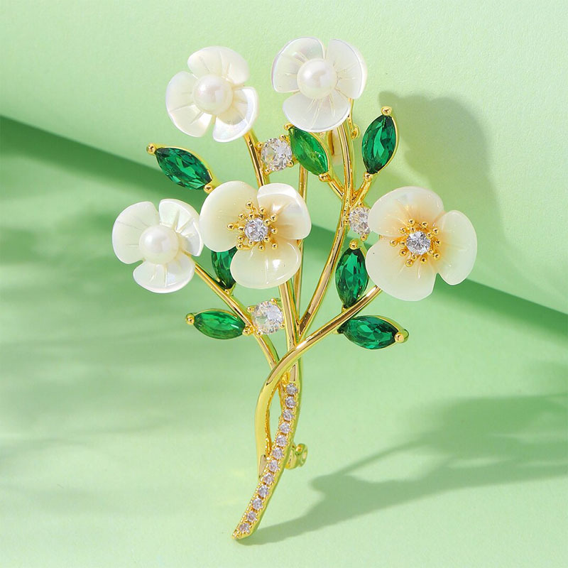 White Silk Flower Brooch High-End Exquisite Fritillary Pin Fixed Suit Coat Pin Anti-Exposure Luxury Temperament Brooch