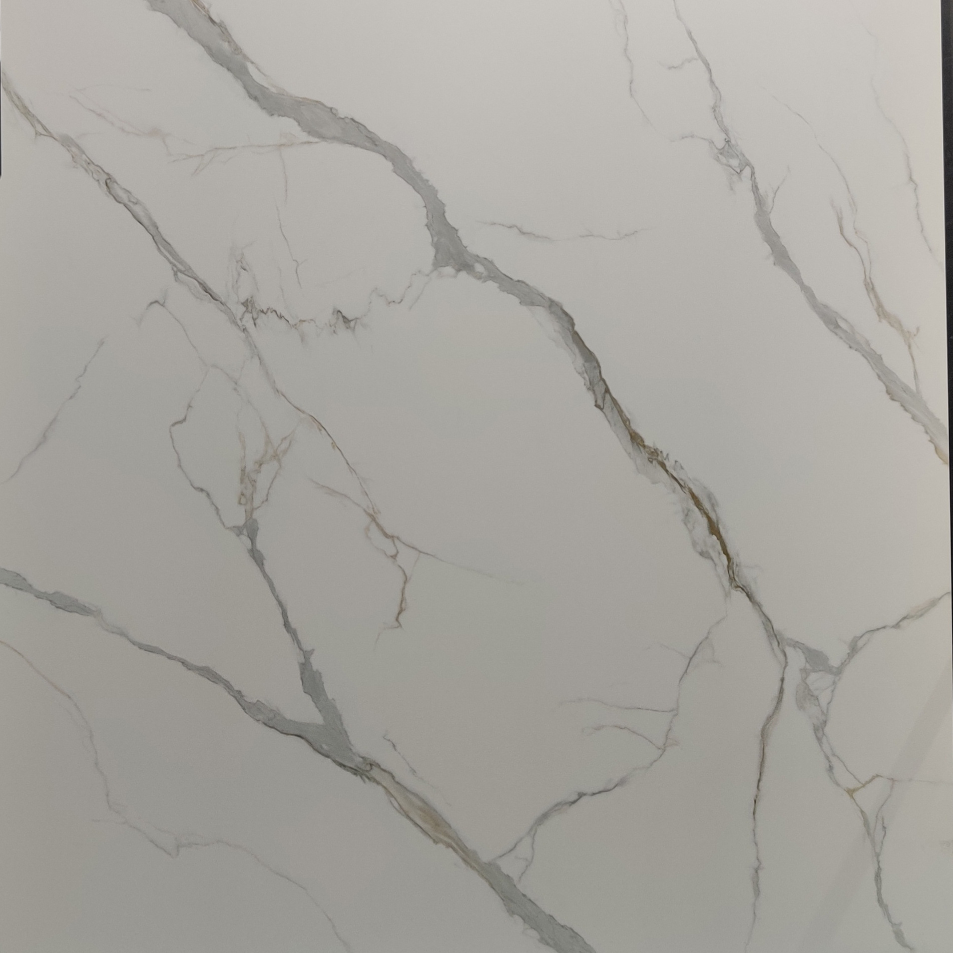 灰色细颗粒岩板火山灰闪电灰意大利深灰浅灰岩板台面板餐桌面加工